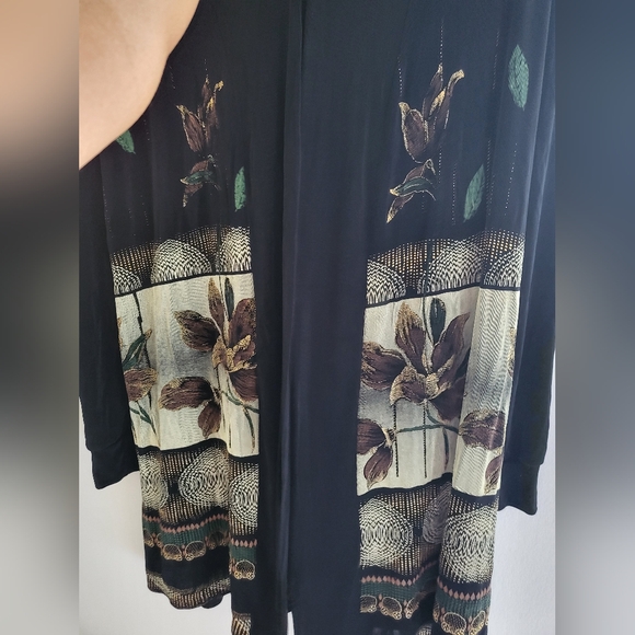 Ls collections by sunu open front size L gold  flowers design. - Picture 3 of 13
